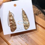 本厂有大量内销耳环订单外发，合金和配件类