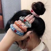 现有头饰要做，提花，有如图所示产品的，质