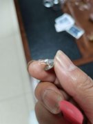 样品看图，寻找此款扣子，质量好的，有货的