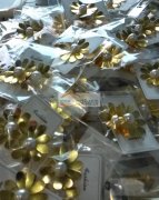 本厂长期承接各种饰品打胶枪，发夹打胶枪，