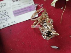 要做如图所示产品，寻找合金翻砂有版的加工