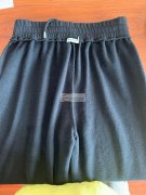 如图裤子外发，寻大型实力加工厂，裁剪到包装全部可以