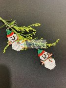 本加工厂现有一批圣诞耳环现货。有需要的老