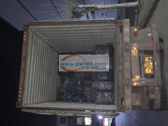 本公司承接各类拉杆箱，双肩背包，有工人2