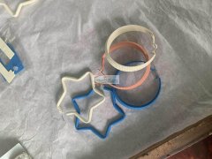 有订单要做，寻这种饰品喷塑工艺，找喷塑加