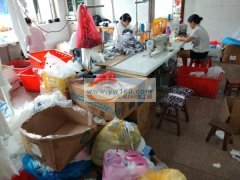 本厂主要生产布艺口罩，平板包边，立体调节