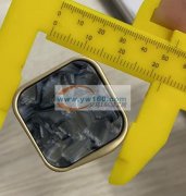 求购图示纽扣，质量好，有货的厂家请联系我