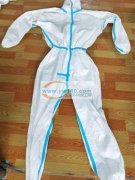 本厂常年承接箱包，隔离服，有意者请连系，