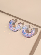 如图 找类似出跨境现货货源的厂家，有做的