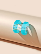 如图 找类似出跨境现货货源的厂家，有做的