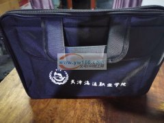 专业箱包加工，笔袋，化妆包，子线包，保温