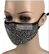 现需寻找图中款式现货口罩 ，有这些款式现