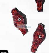 寻 找这款水钻手表厂家，有生产的直接厂家