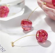 如图所示，寻找这款树脂车厘子配件，要现货