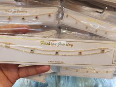 寻找如图所示铜项链，有货的厂家联系，质量