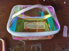 专业箱包加工地址温州苍南县，笔袋，骨条包