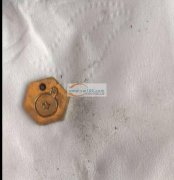 找如图所示油压小吊牌，最好有模具的，质量