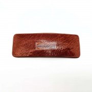 如图所示，找做双面皮夹子的成品工厂，周边