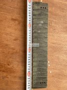 如图所示，寻找饰品雕版的工厂要质量好，价