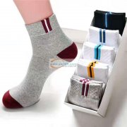 寻找做袜子的厂家，急需，【量大】最少需要