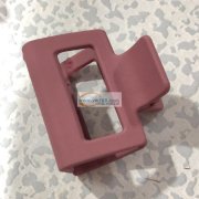 寻找发绳手工加工，塑料发夹工厂