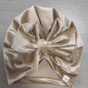 现需寻找图中这种帽子的成品工厂，有专业做