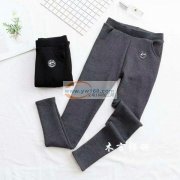 两片带口袋，面料棉的，复合薄绒。数量80