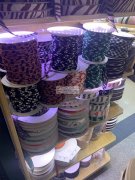 寻找丝带加工厂，如图所示，有做的请联系电