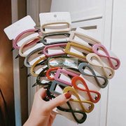 现需寻找头饰源头厂家合作，各种BB夹、抓