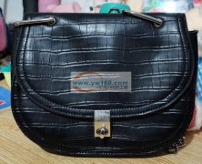 承接箱包打样，时装女包，化妆包，冰包，背