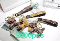 现需寻找做钥匙扣如图的生产厂家，看图，有