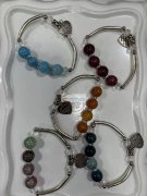 【量大】寻找做图中手链的工厂，有做这个手