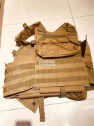 图中类似产品外发加工，寻找加工厂合作，有