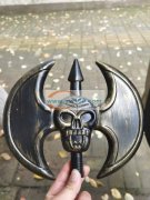 求购有此吹塑模具的厂家长期合作，玩具双面