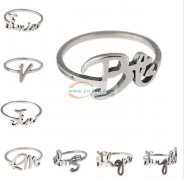 采购这两款饰品，如图所示，有现货的请与我