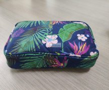 12000个拉骨化妆包来料加工外发