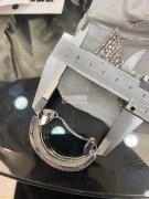 寻找规格和图中一样发夹，有的联系电话一下