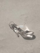 采购图片上这几款产品，有的货的请与我电话