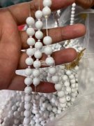 如图手工穿珠子火外发找专业穿珠加工厂，有