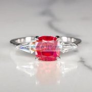 每月固定有饰品产品需要画板，寻找画3D图