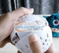 寻找做弹跳球的工厂，如图所示，有做过的工