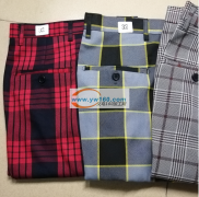 本厂承接加工各种服装，套装，童装，单裤，