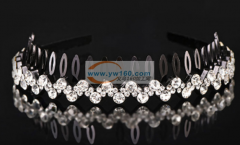 寻找类似这款发箍的厂家，如图所示，发箍上