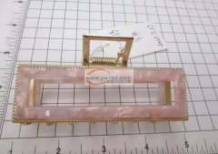 如图，寻找这两款发夹有现成模具的，有模具