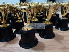 手工活加工长期承接各类手工活。打胶枪，包