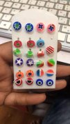寻找这两款产品的加工厂，材质是塑料和树脂