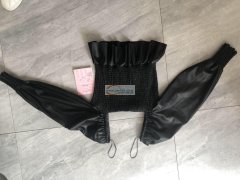 有6000件PU皮衣外发，四个款，有做皮