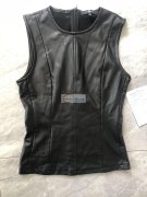 有6000件PU皮衣外发，四个款，有做皮