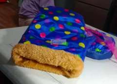 本厂有几万双翻毛口大母子电动车车套要外发