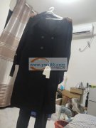 有几万件风衣外套，<br />
外发加